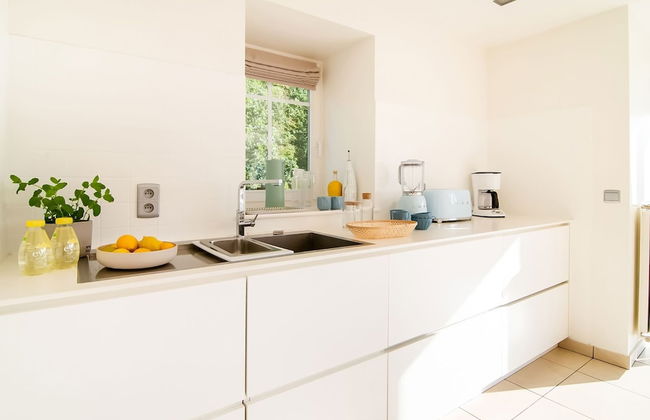 Luxurious Villa With Pool and Sauna, and Very Suitable for Culinary Workshops - Photo 11