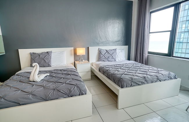 Deluxe Studios and Apartments at the Casablanca - Photo 91