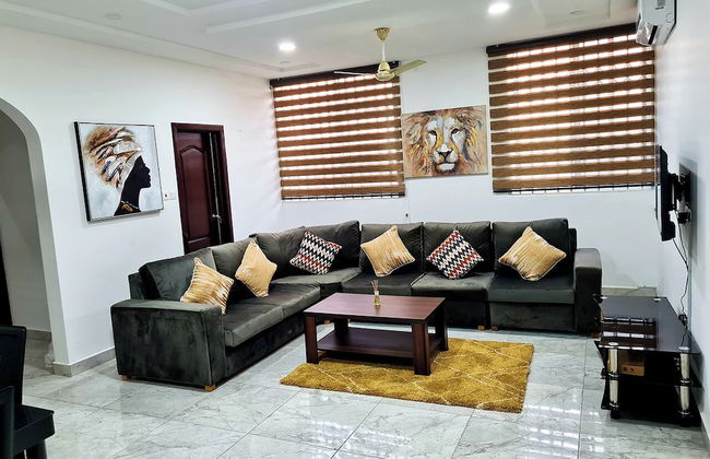 Gorgeous Quiet & Comfy Close to Highway - Foto 20