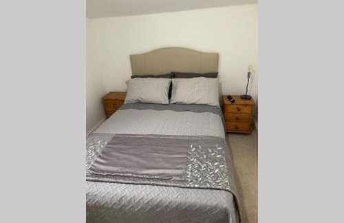 Comfy New Self Contained 1 Bed Flat - Modern! - Photo 27