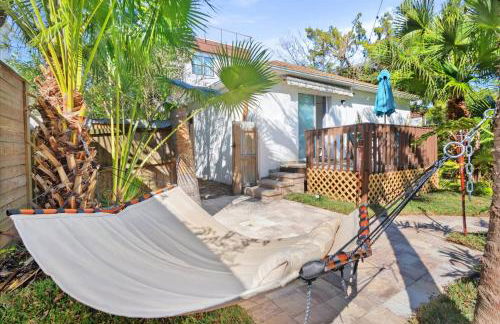 The Look-Out Private Rooftop 5 Minutes to the Beach & DownTown - Foto 47