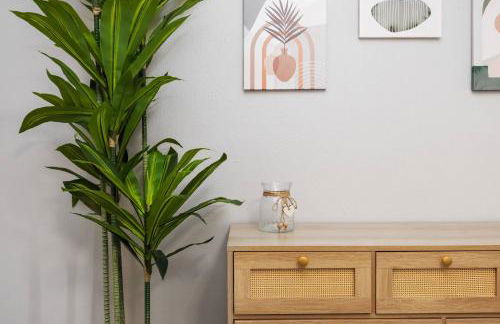 Towne Plaza Apartments #292 in the Galleria Area - Foto 33