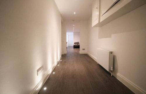 Superb flat near Victoria station - Foto 8