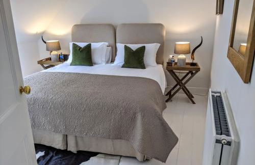 Central Hawick spacious stylish flat with log burner - Foto 8