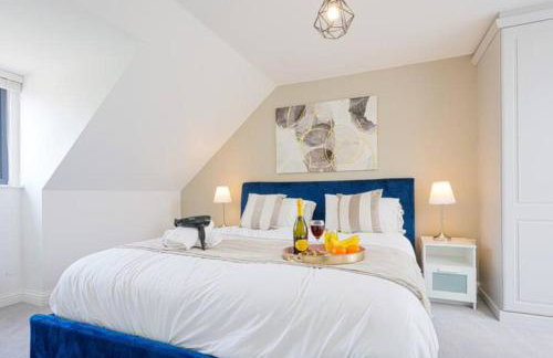 Wavendon House • Sleeps 6 • Driveway Parking • Garden • Fast Wifi • Smart TV • Yoko Property - Photo 3