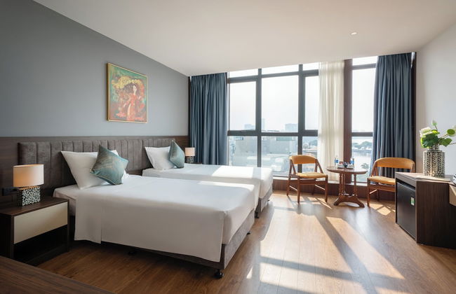 Luxe Paradise Hotel Nguyen Khac Hieu - Photo 1