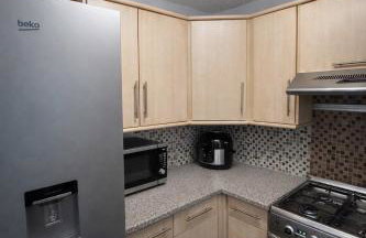 Modern 4-Bed House-Close Links to M5 & M6 - Foto 14