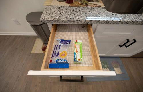 5 Min to Downtown - 12 to Elon - Deck - Wi-Fi - Foto 54