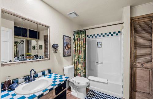 Big R Lodge Hot Tub Arcades Large Deck Retreat Near Flagstaff Attractions - Foto 36