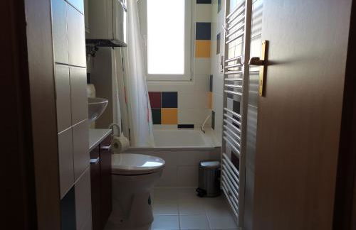 Quiet apartment with green view in urban location - Foto 14