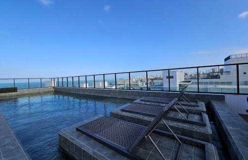 Flat Moderno com Jacuzzi Privativa - Foto 2