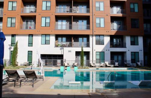 12 Min to Downtown Balcony Apt with Free Parking - Foto 16