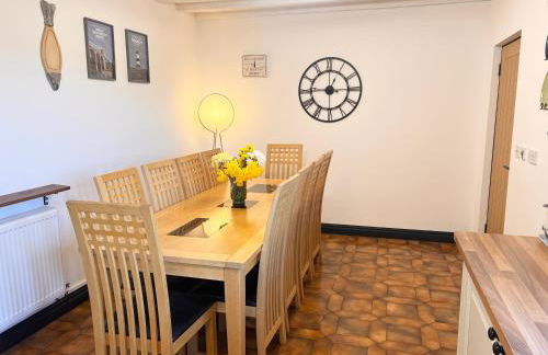 Ty'n Rardd Farmhouse Mountain Views, Secure Garden - Photo 63