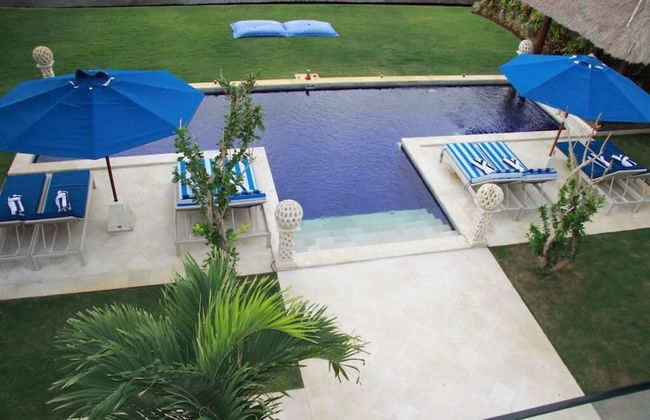 The Beach Front Villas - North Bali - Photo 8