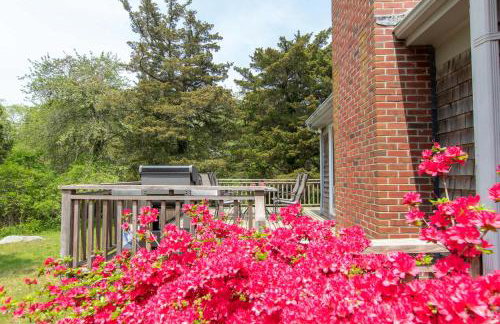 The Perfect Beach Getaway - Photo 2