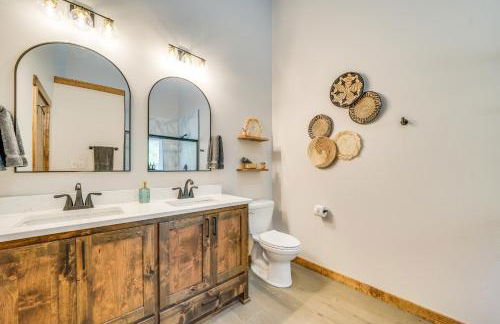 Broken Bow Cabin about 5 Mi to State Park with Hot Tub! - Foto 14