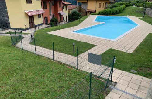 Villa Mirella: Casa vista lago con piscina - Foto 2