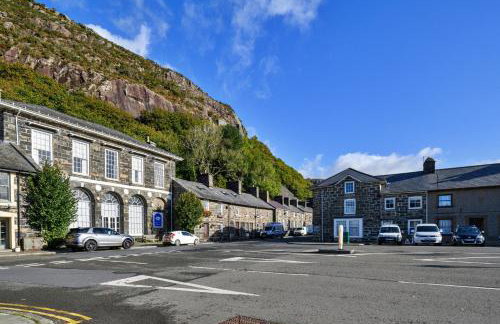 Finest Retreats - Awelon - Large Cottage to sleep 10 with Hot Tub - Foto 25