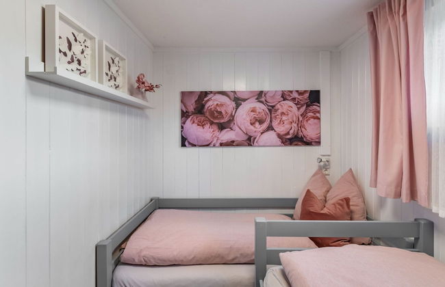 Holiday Home on the Mountain With Views - Photo 19