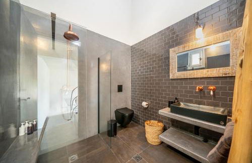 Villa Nónna, 1800s house renovated in 2023 - Photo 44