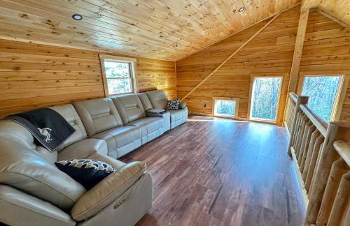 31R Brand new log home on quiet side street in Bethlehem, close to Main Street! 20 min to skiing - Foto 41