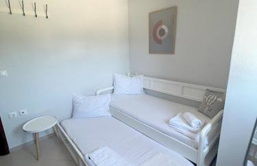 Iakovakis Seaside Exclusive Apartments - Photo 4
