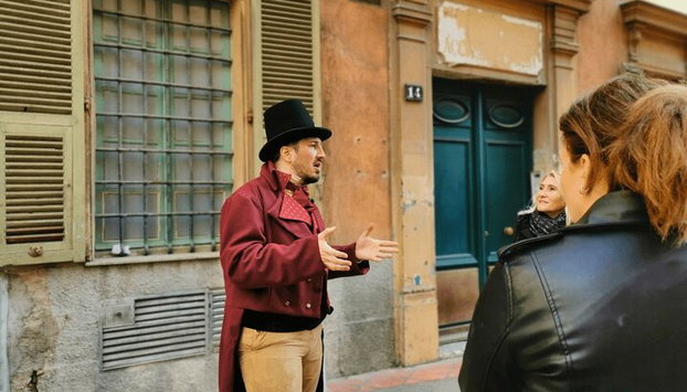 Insólita visita guiada por el casco antiguo de Niza de la mano de un verdugo del siglo XIX - Foto 5