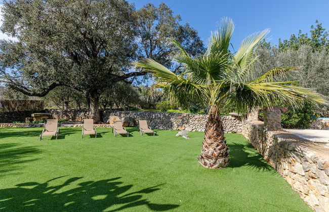 Nice Villa With Private Pool - Photo 31