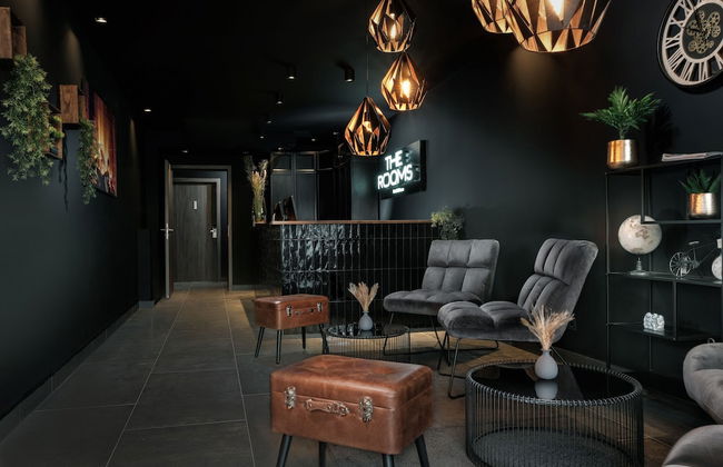 THE ROOMS - Hotel & House - Photo 1