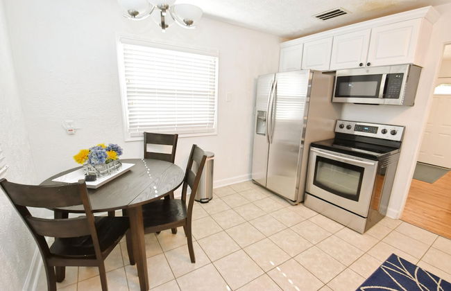 Remodeled Home 1 Mile From Notre Dame 1150 - Foto 3