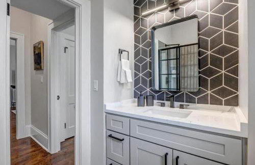 Renovated Apt - Blocks from Shoppes of Avondale - Foto 25