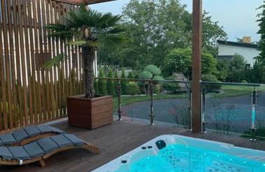 Villa Klimontów - Foto 1