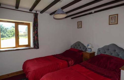 Chevinside Cottage - Photo 8