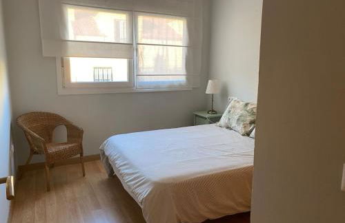 Apartamento primera linea de playa reformado en Las Redes - Foto 2