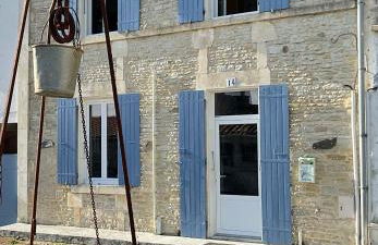 CHARMANTE MAISON 1900 classée 3 étoiles avec terrasse vue sur les toits - Foto 1