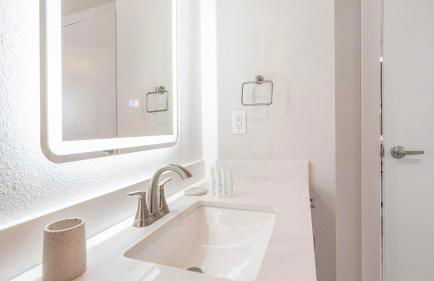 Landing Beautiful 2BD Gym Pool - Foto 47