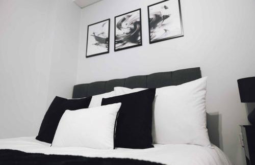 Luxury 2 Bedroom Apartment near Stratford Station for Corporate and Group Stays - Foto 28