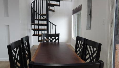 Unique 3-bed Lakefront Container Home - Foto 4