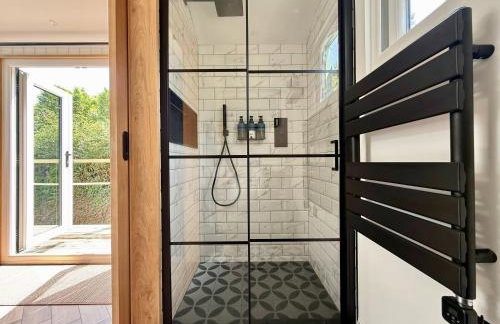 Luxury Shepherds Hut With Wood Fired Hot Tub - Foto 5