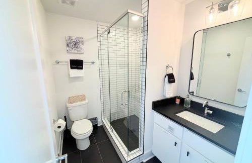 3BR Game Room Sleeps 10 Near Opry & Broadway - Foto 28