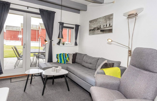Spacious Villa near Beach in Hadsund - Photo 7