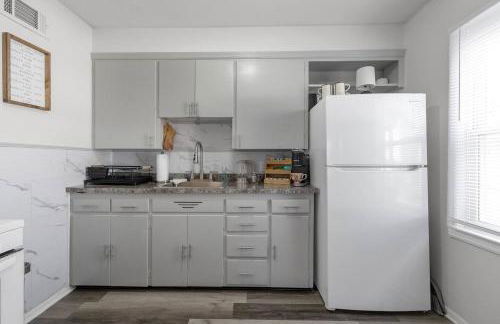 Modern Garden 1BR | Laundry + Pets OK | Quiet - Foto 7