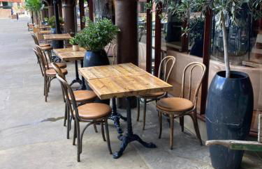 Entire Boat at St Katherine Docks 2 Available select using room options - Photo 78