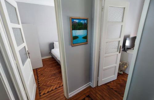 Lisbon traditional T2 with balcony in Damaia, Lisbon - Foto 9