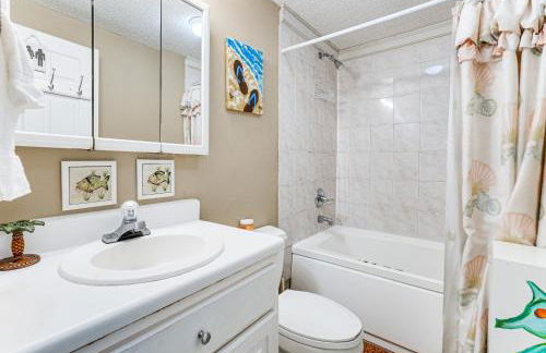 Cozy PCB Cottage about 1 Block to Beach! - Photo 21