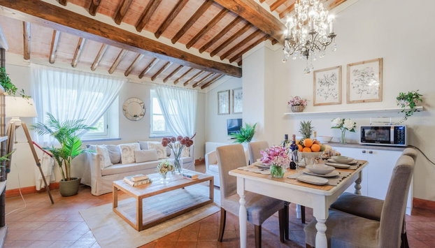 Maria Farmhouse Apartment in Wine Resort in Lucca - Foto 4, Habitación