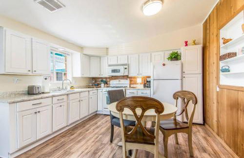 Full Triplex in Central Tucson EV charging - Foto 52