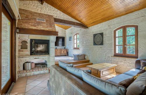 Jacuzzi - Spa de nage - Parc arboré - Foto 16