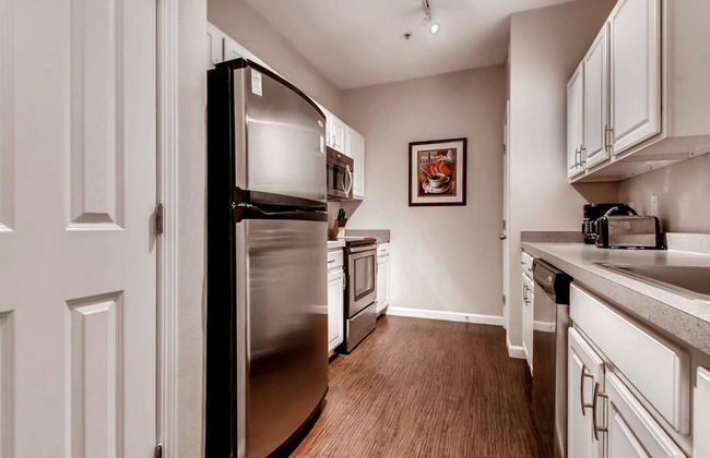 Bluebird Suites in Downtown Providence - Foto 10