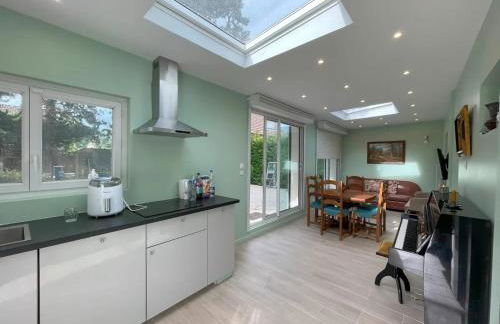 Maison familiale proche de Varaville avec jardin clos et terrasse - Foto 1